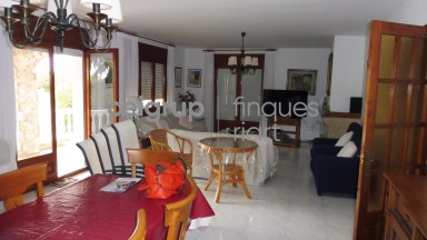 IDEAL FIRST RESIDENCE