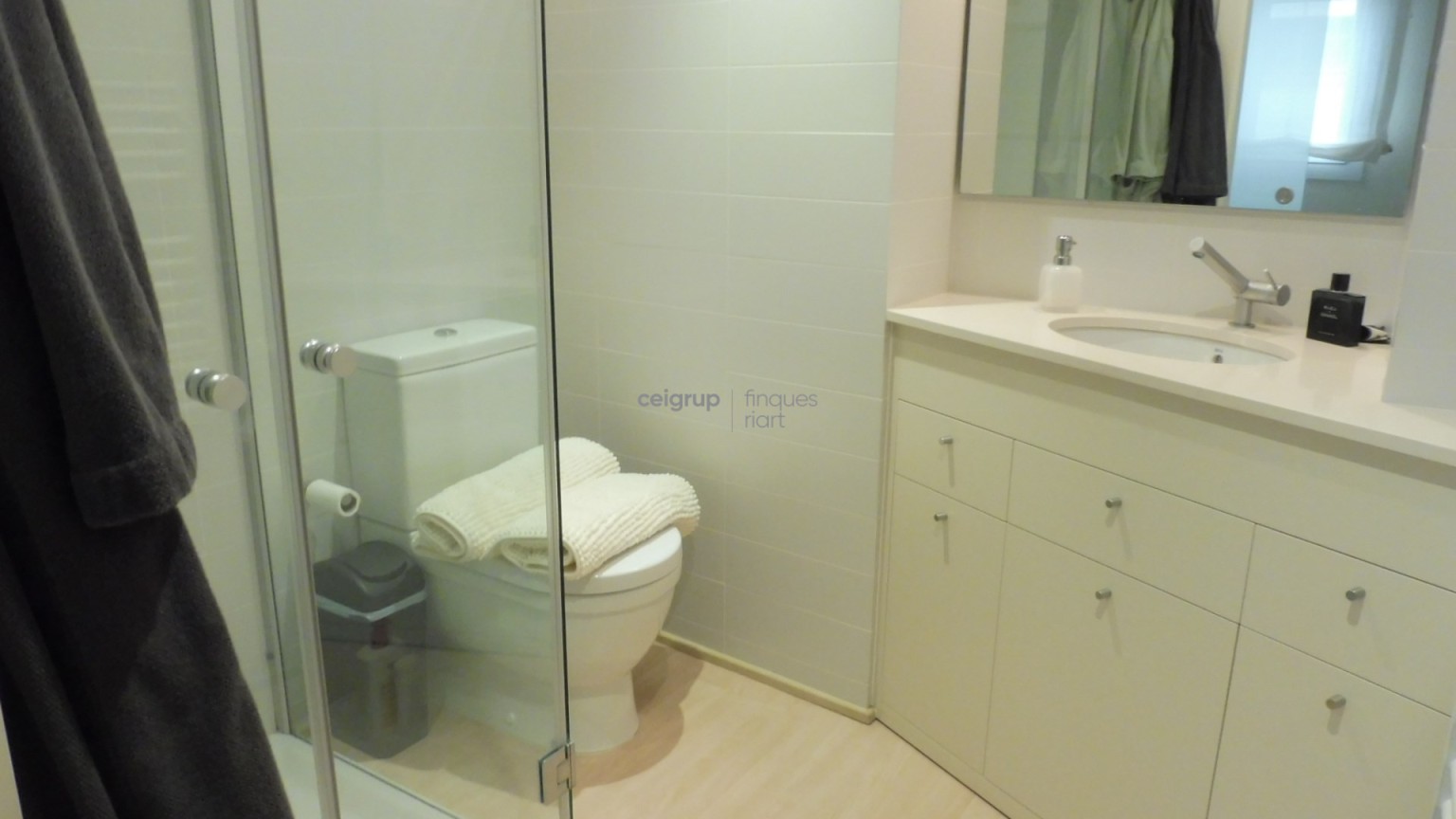 GREAT DUPLEX WITH SWINNING-POOL AND GARDEN