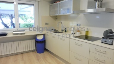 GREAT DUPLEX WITH SWINNING-POOL AND GARDEN