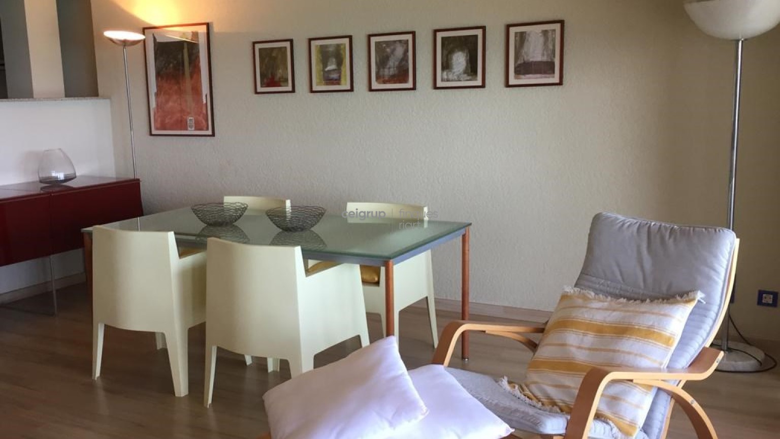 GREAT APPARTMENT FRONT OF THE SEA