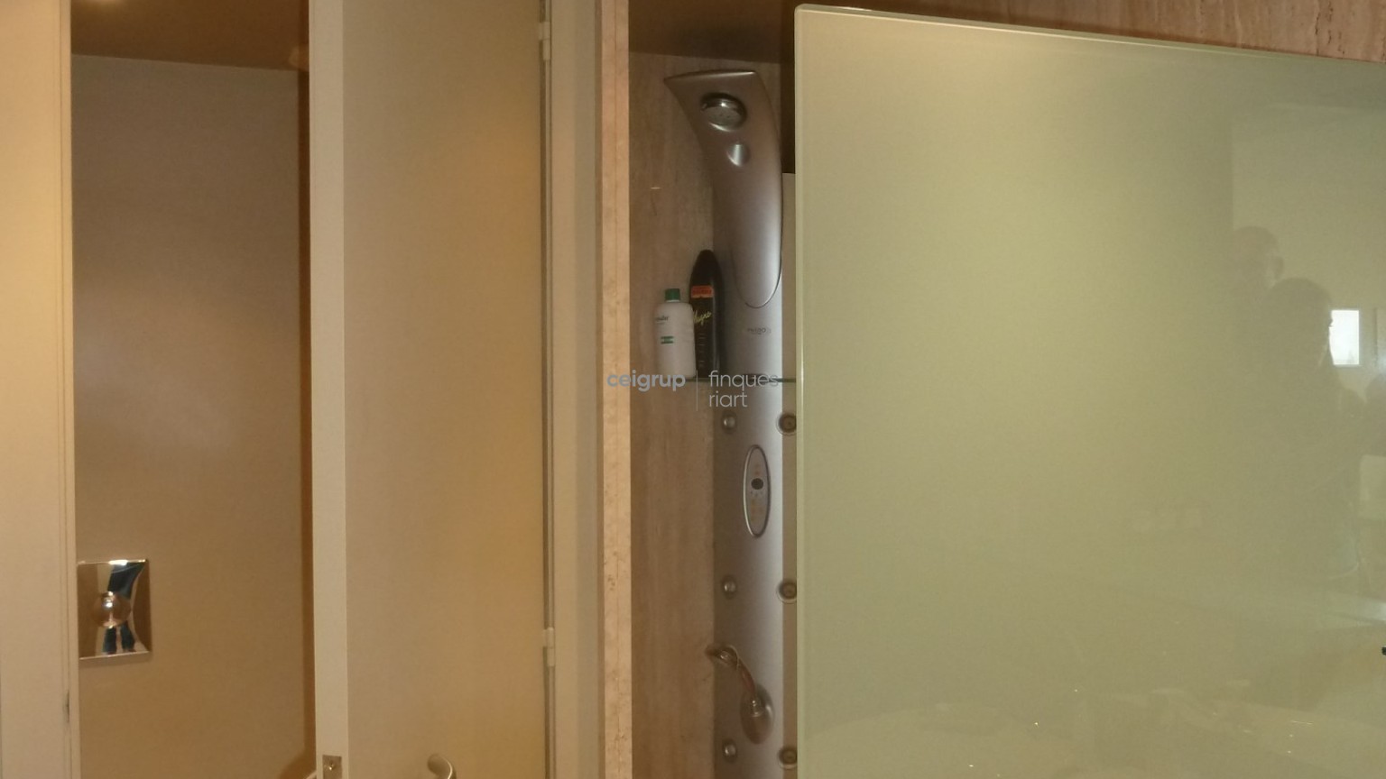 GREAT APPARTMENT FRONT OF THE SEA