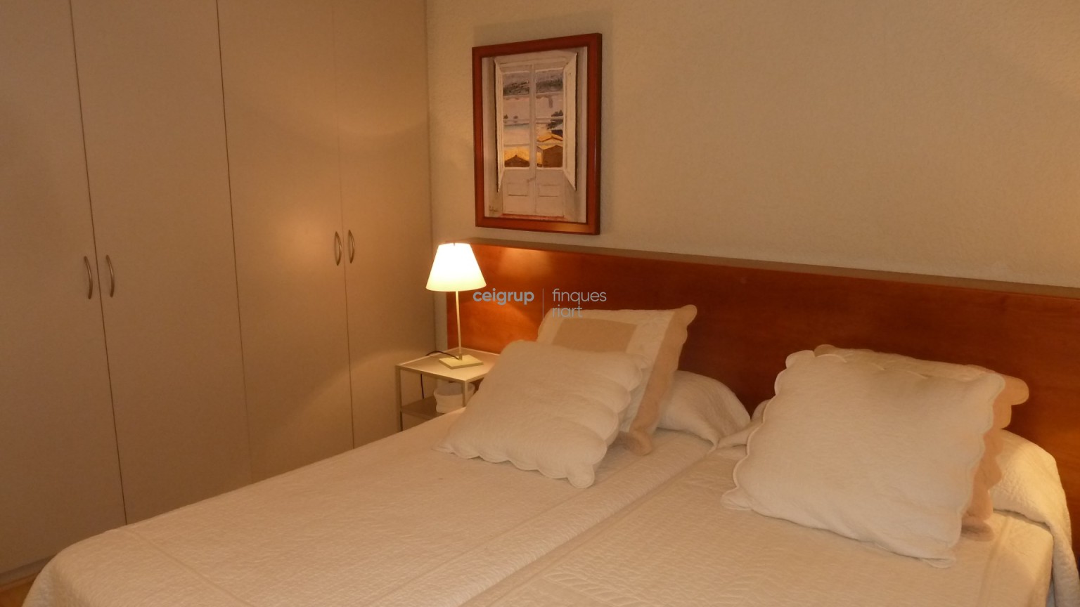 GREAT APPARTMENT FRONT OF THE SEA