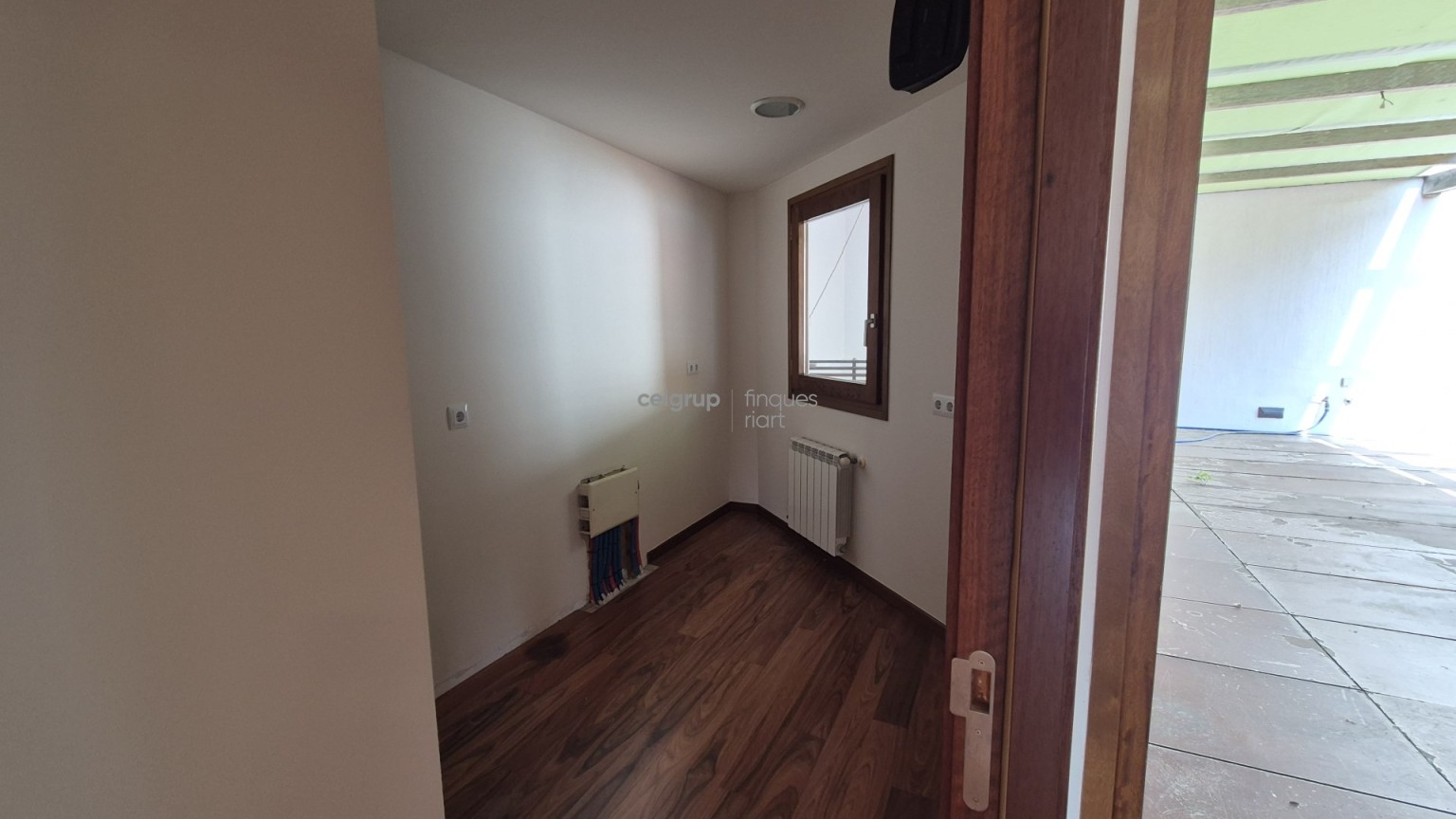 Completely renovated house in Palamós with a large terrace