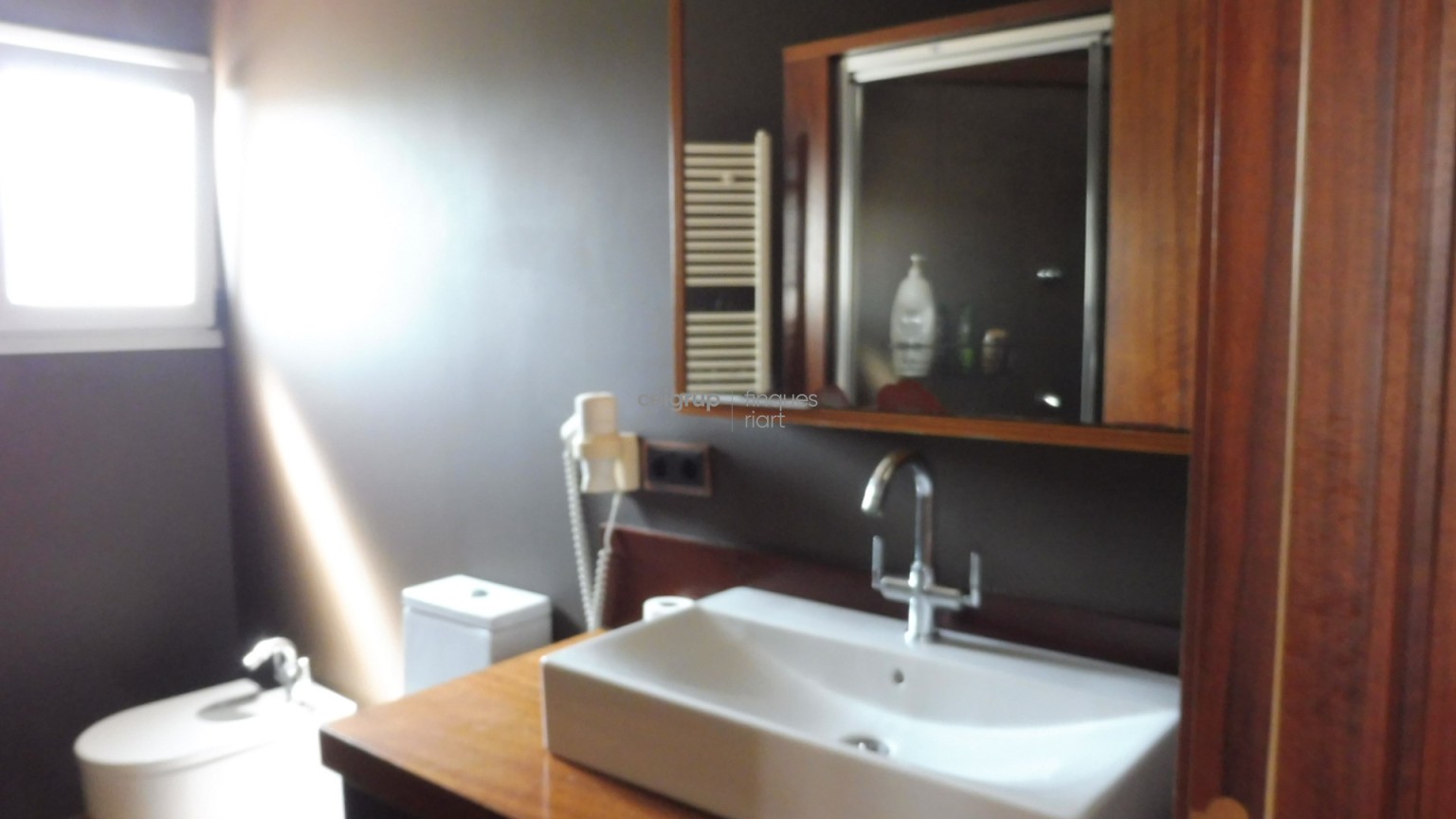 Completely renovated house in Palamós with a large terrace