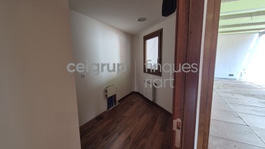 Completely renovated house in Palamós with a large terrace