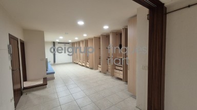 Completely renovated house in Palamós with a large terrace