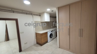 Completely renovated house in Palamós with a large terrace