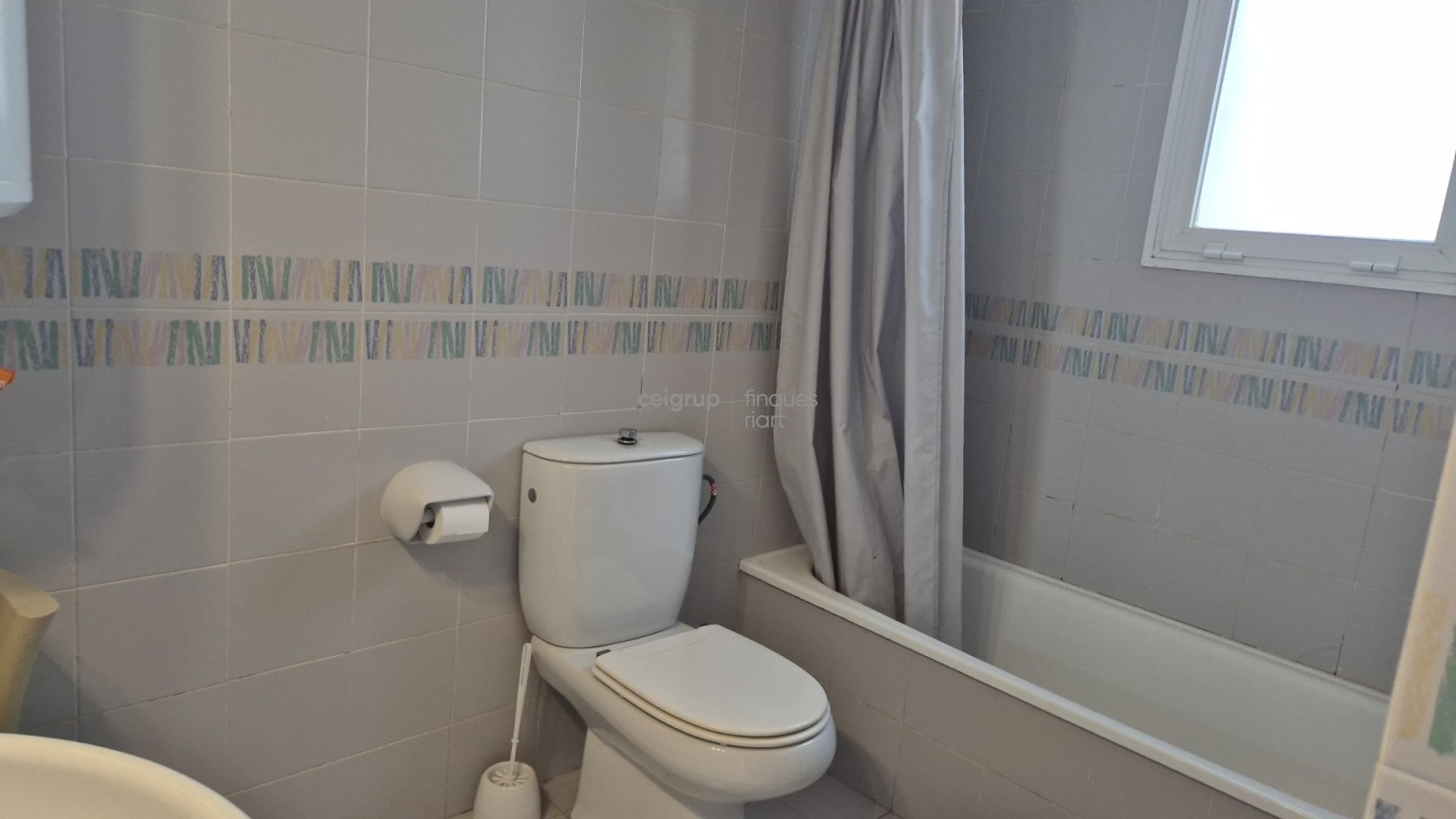 GREAT APARTMENT FRONT OF THE SEA