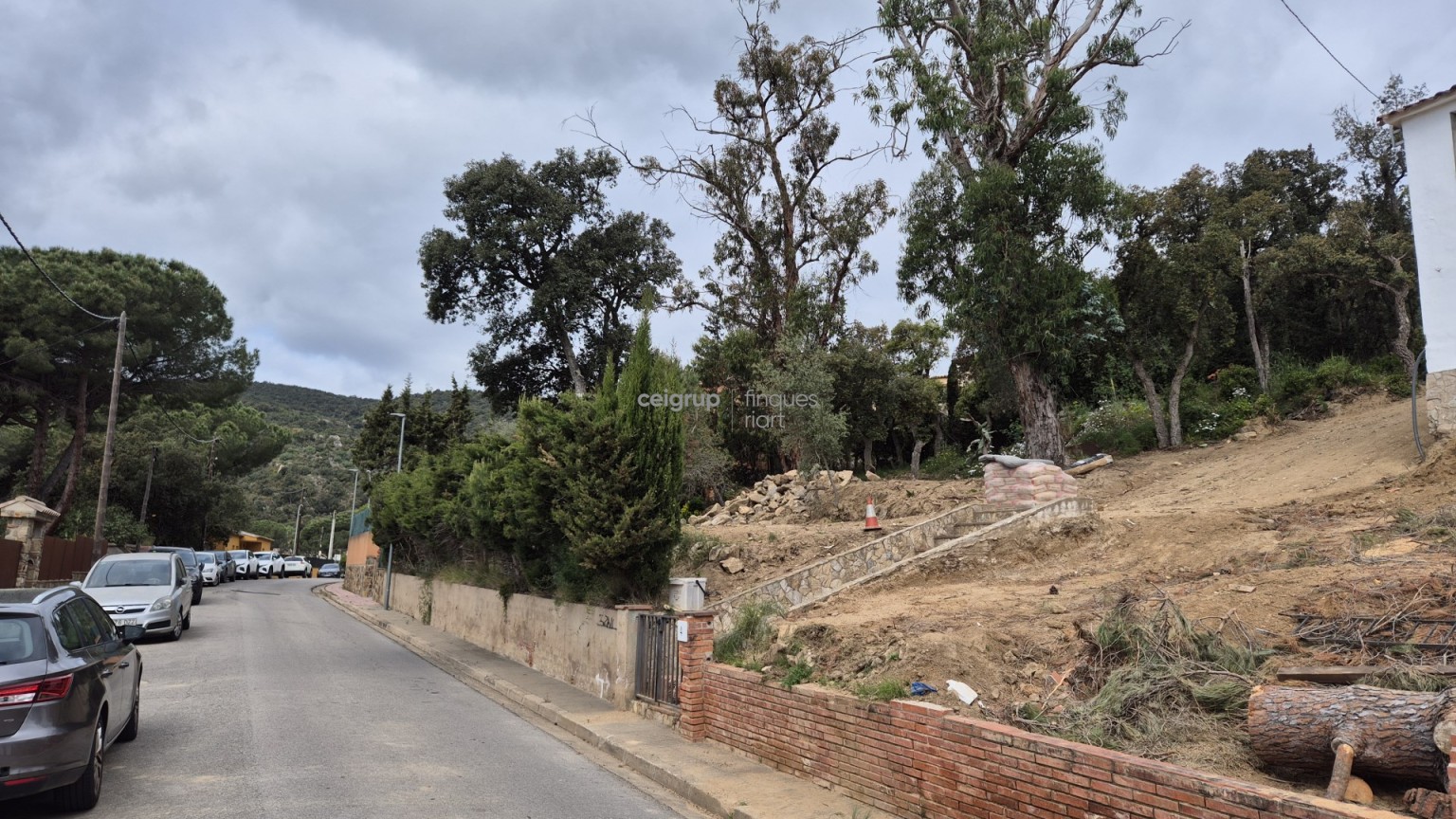 GREAT PLOT IN CALONGE 