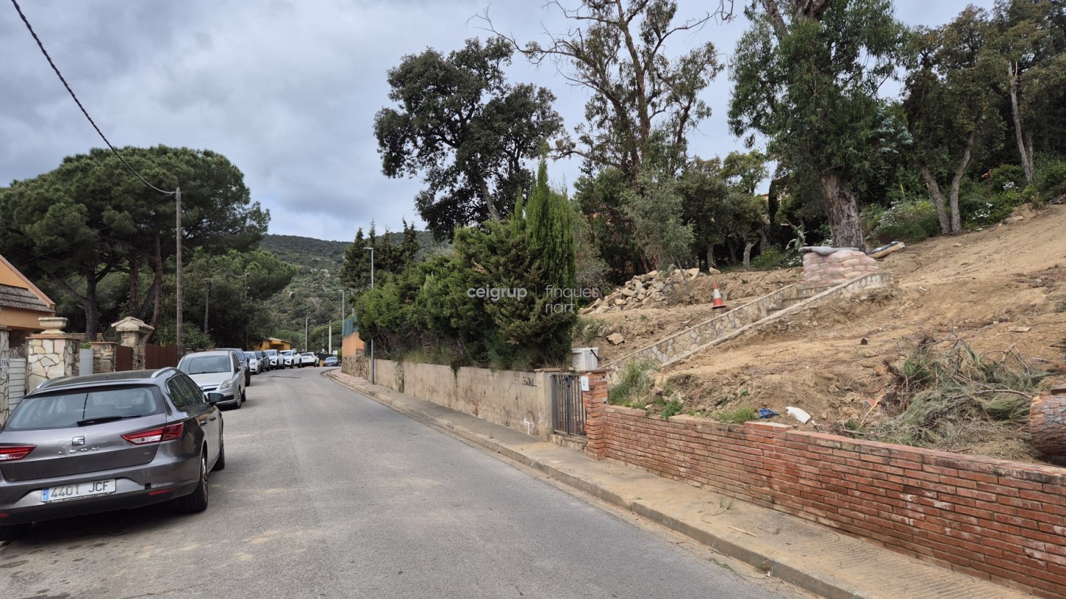 GREAT PLOT IN CALONGE 