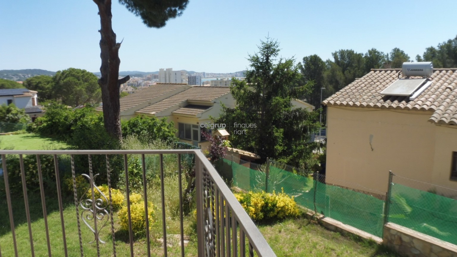 QUIET HOME IN TORRE VALENTINA