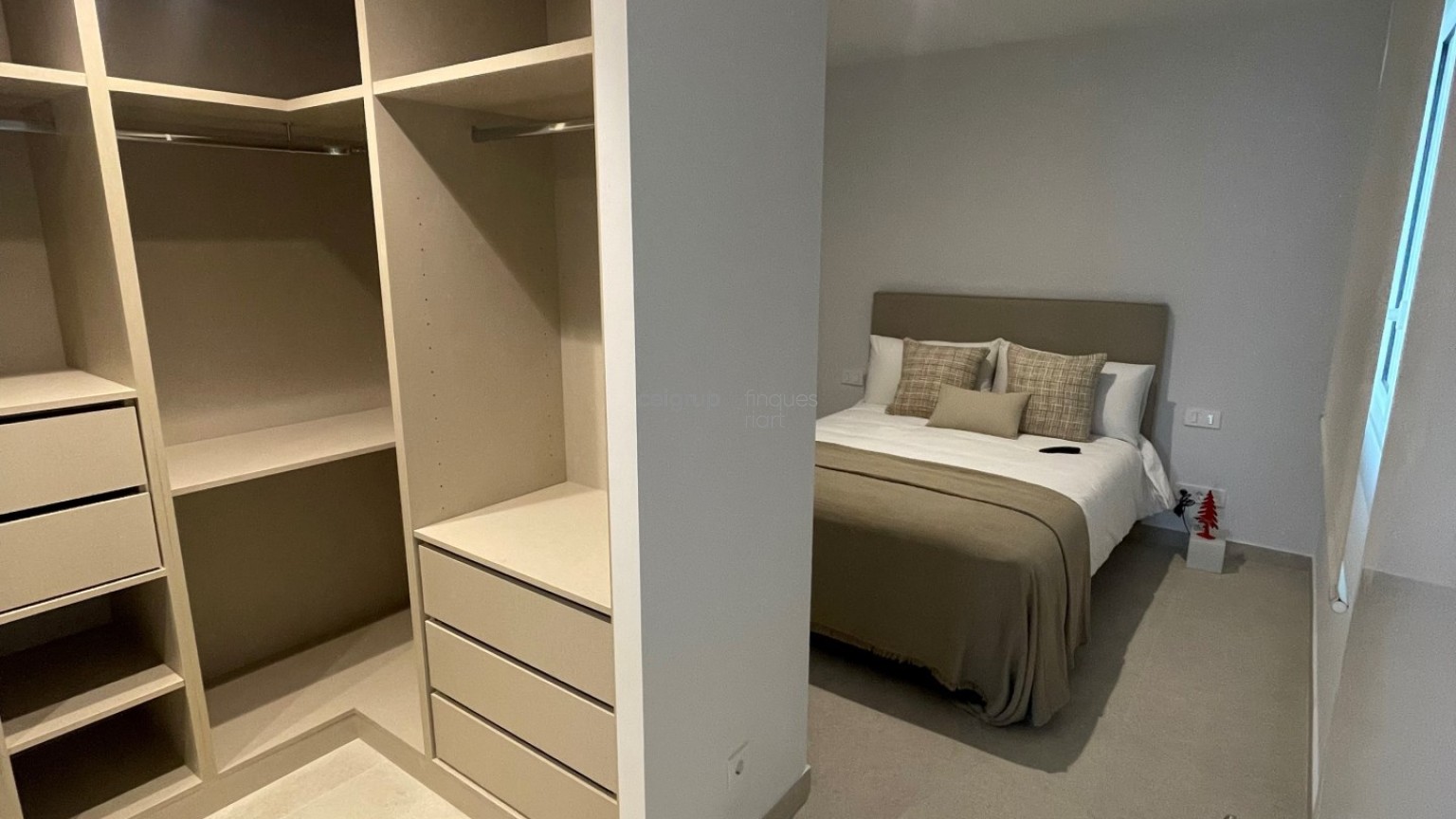 NEW BUILDING IN PALAMOS CENTER