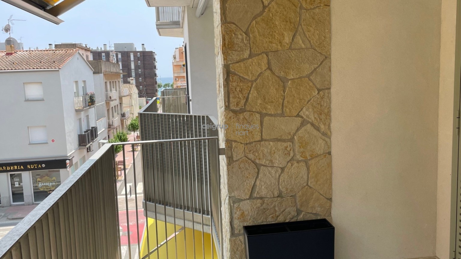 NEW BUILDING IN PALAMOS CENTER