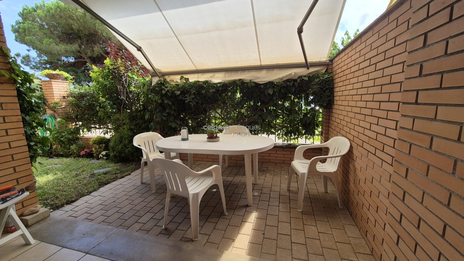 GREAT APPARTAMENT WITH GARDEN