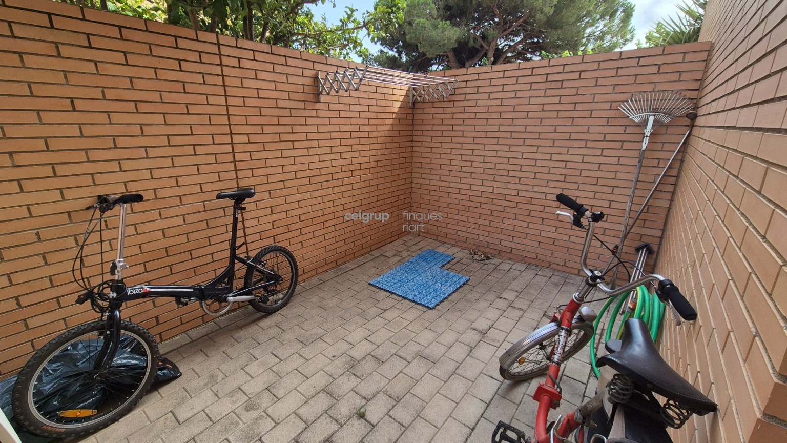 GREAT APPARTAMENT WITH GARDEN