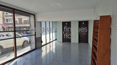 SHOP AT PALAMOS CENTER