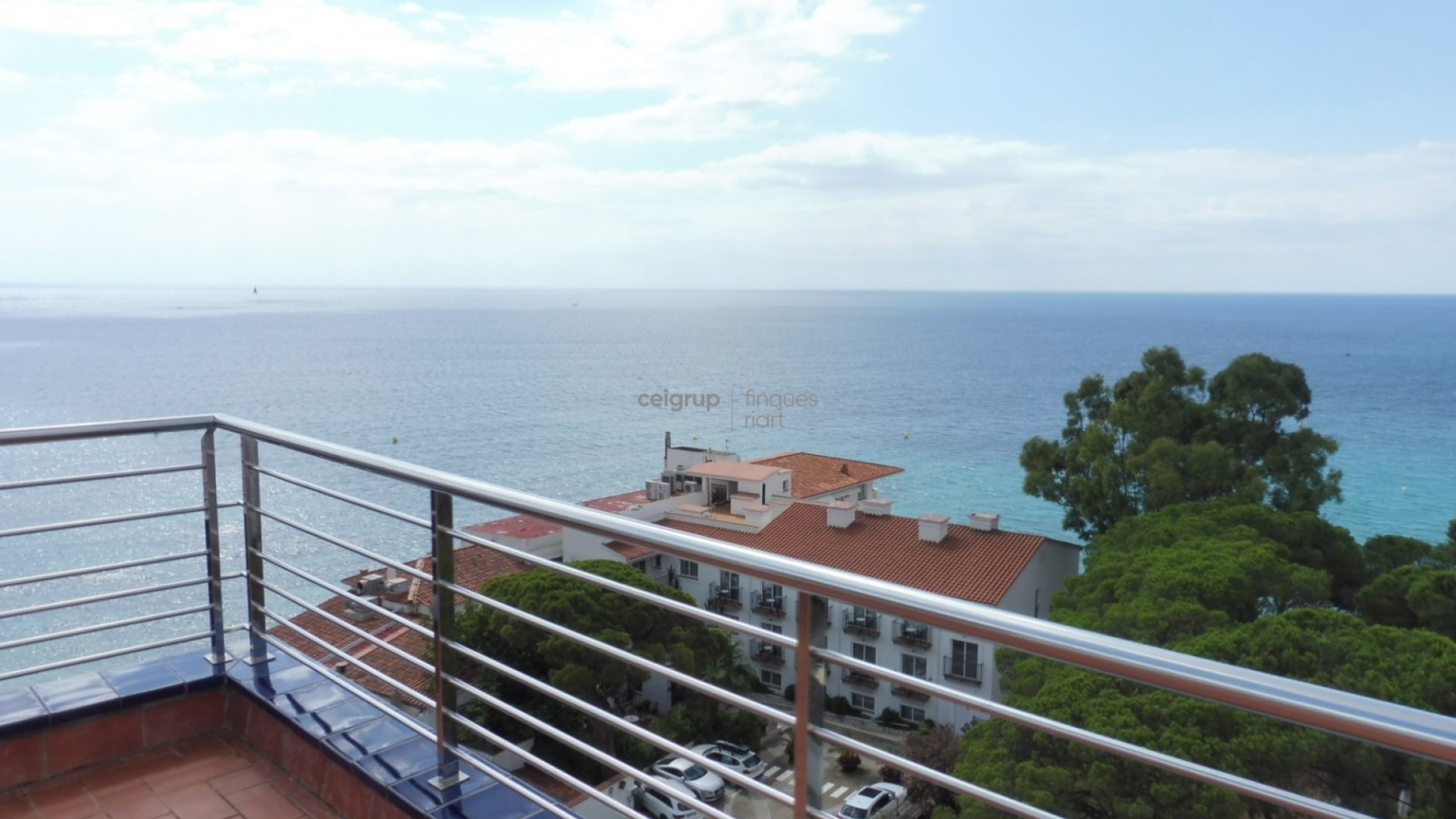GREAT APPARTMENT QUIET WITH SEA VIEWS
