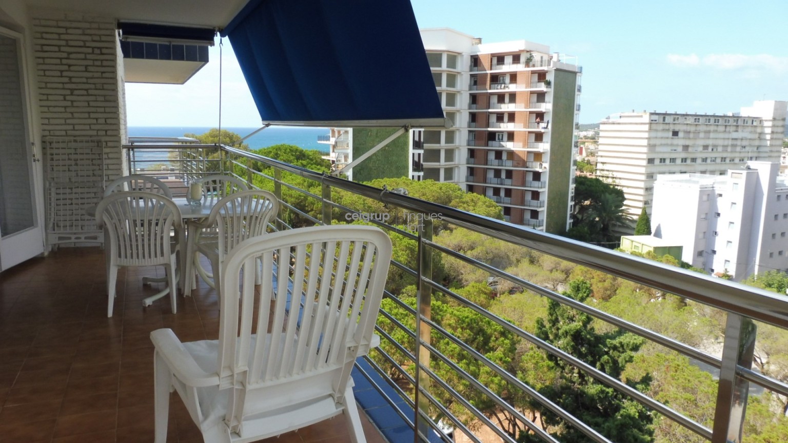 GREAT APPARTMENT QUIET WITH SEA VIEWS