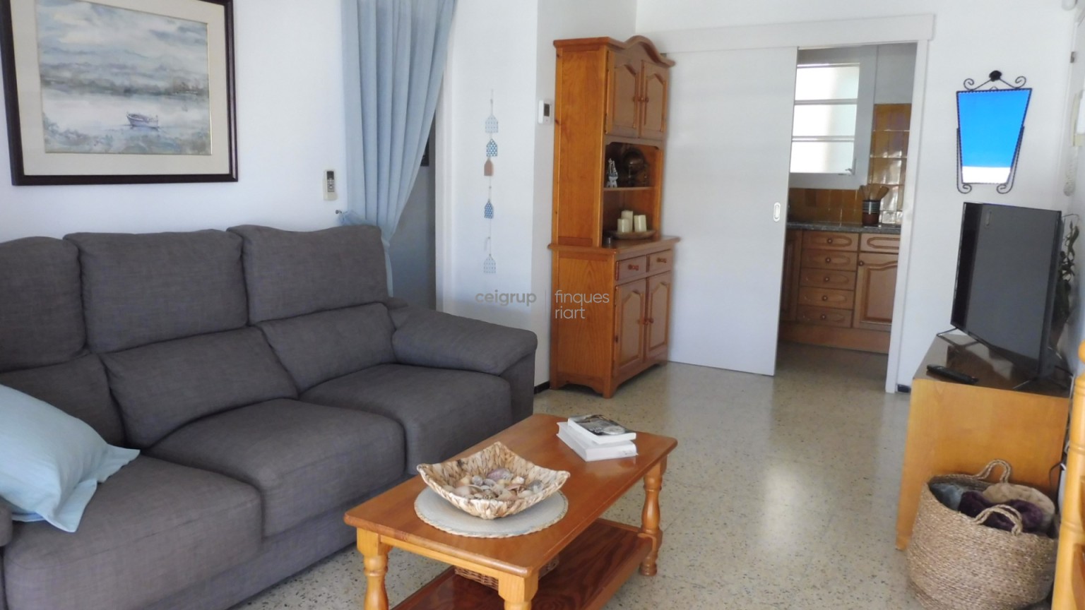 GREAT APPARTMENT QUIET WITH SEA VIEWS