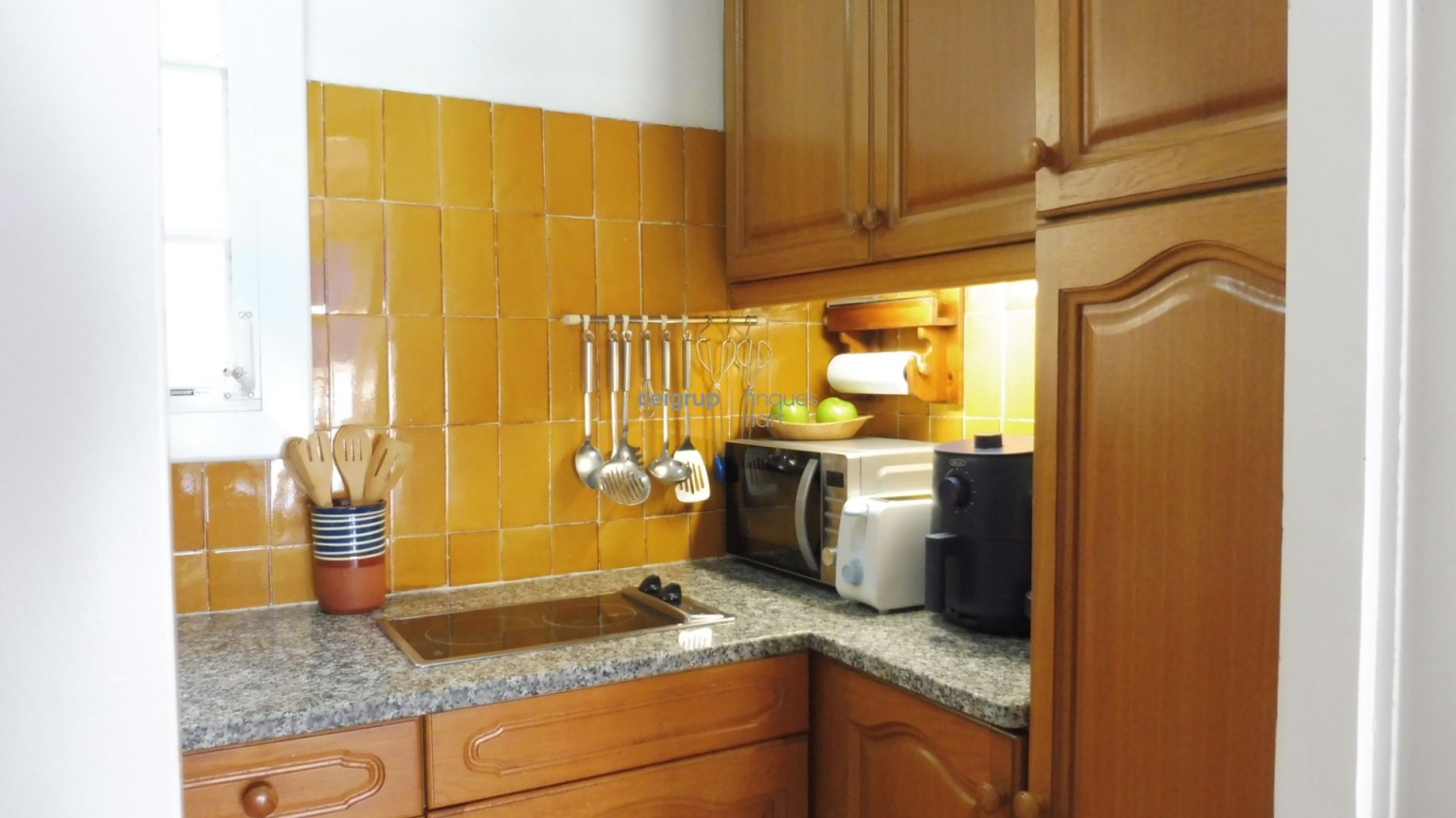 GREAT APPARTMENT QUIET WITH SEA VIEWS