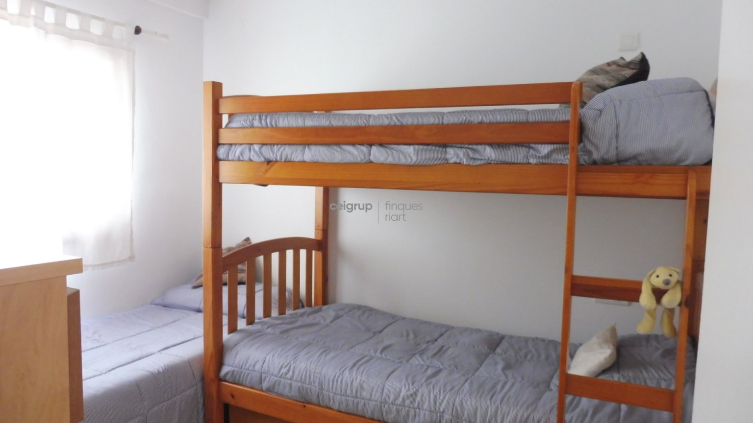 GREAT APPARTMENT QUIET WITH SEA VIEWS