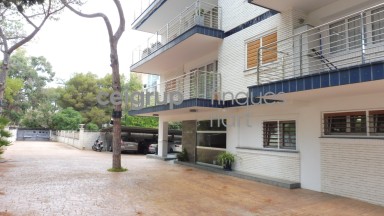 GREAT APPARTMENT QUIET WITH SEA VIEWS