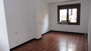 GREAT HOME NEXT TO THE SEA