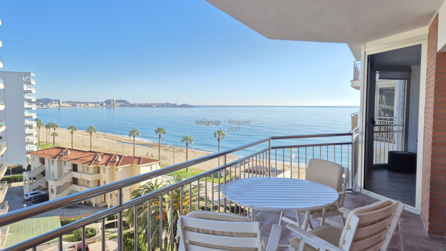 COMPLETELY RENOVATED ON THE SEAFRONT
