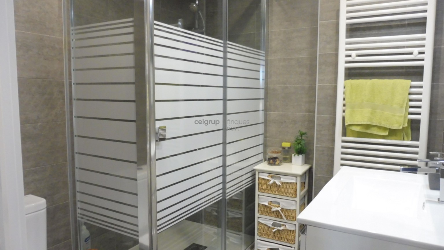 COMPLETELY RENOVATED ON THE SEAFRONT