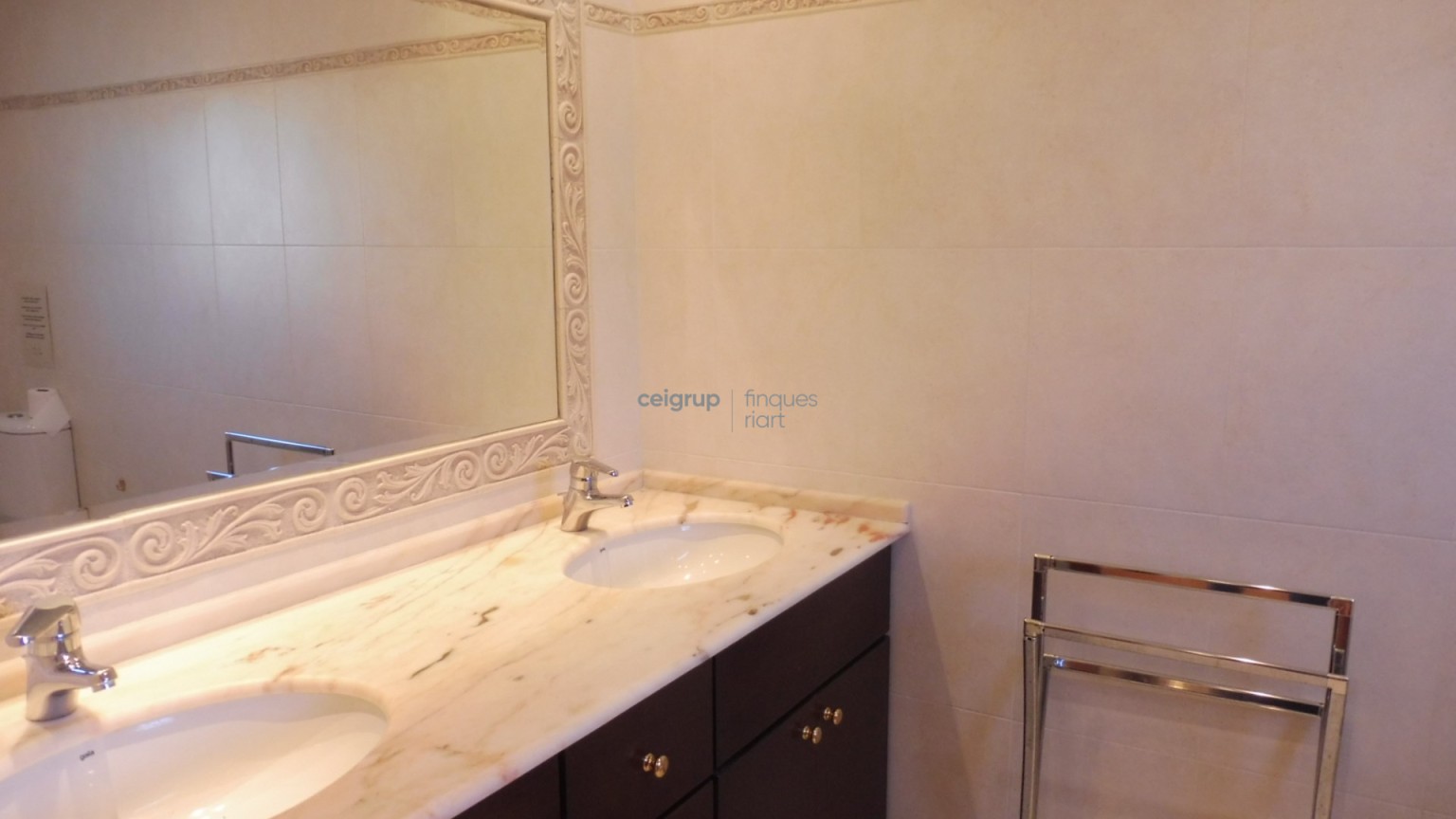 WONDERFUL HOUSE WITH POOL