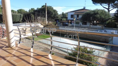 WONDERFUL HOUSE WITH POOL