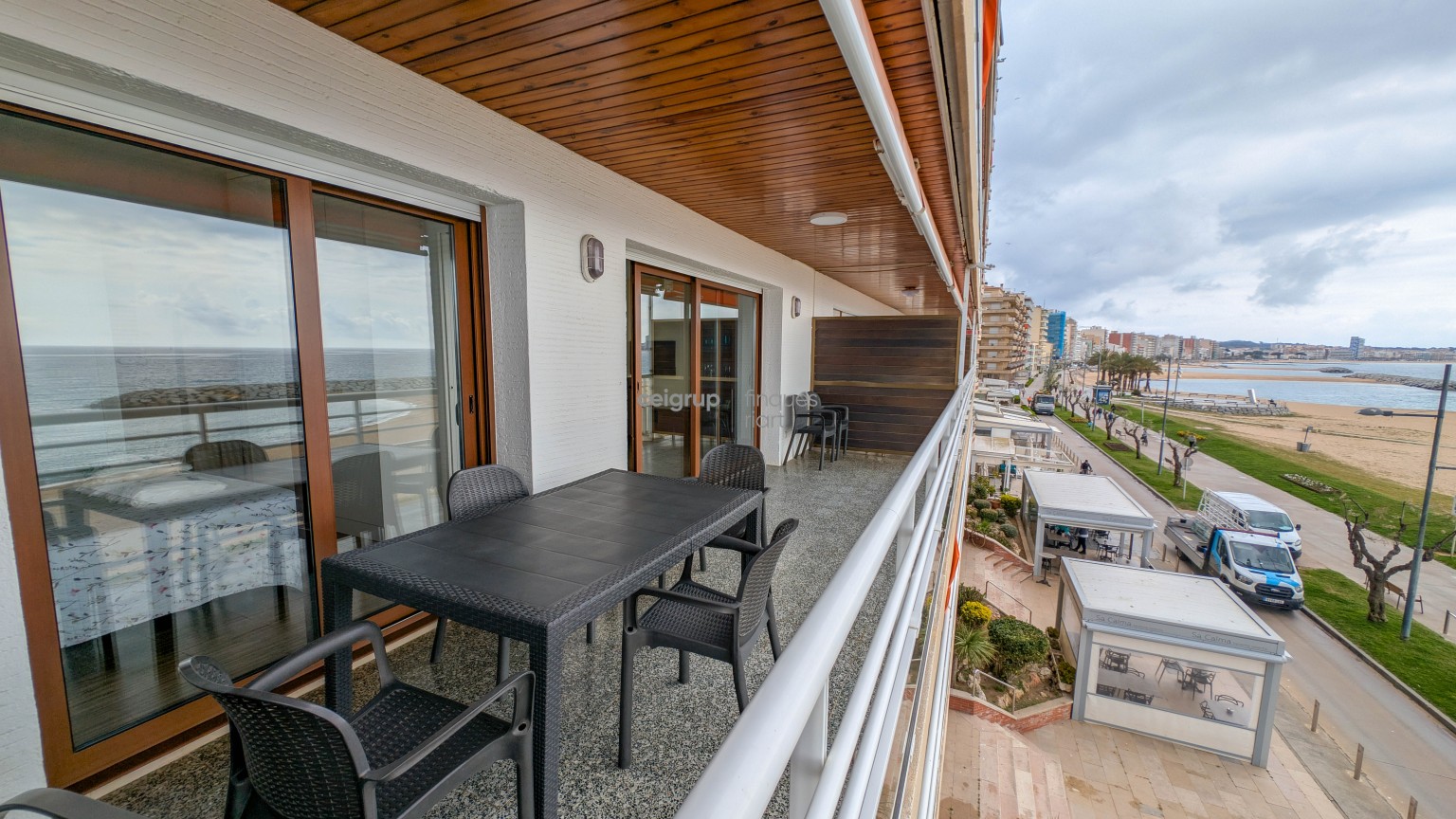 SERRALLONGA - 2-D (2 rooms) Sea and Mountain