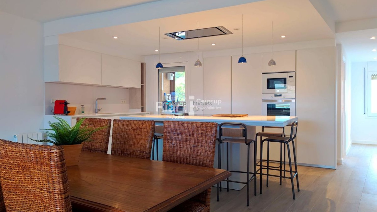 RESIDENCIAL MARITIM - IV-23 (3 rooms)