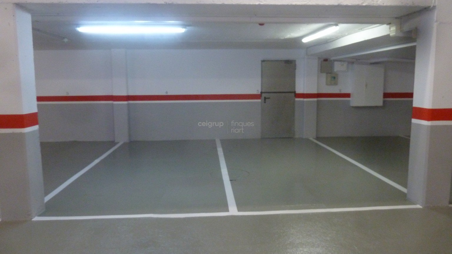 PARKING RAMON II - All year