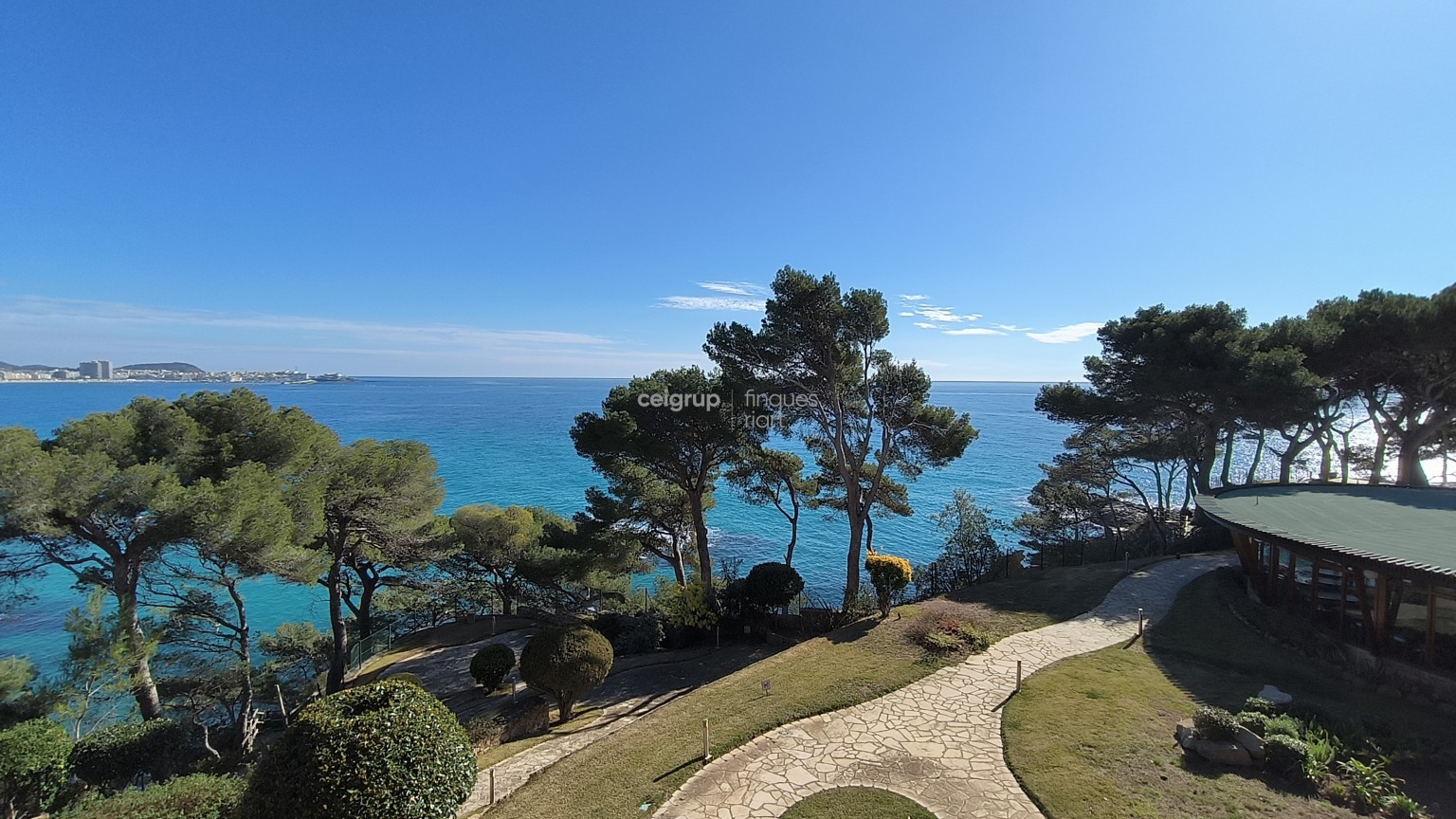 EDEN MAR  2-B - Views across the bay