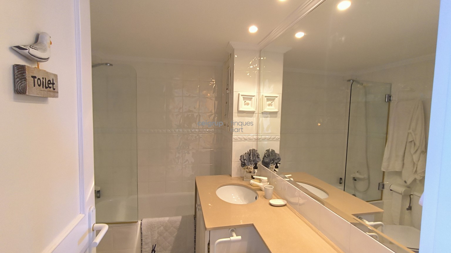 EDEN MAR  2-B - Views across the bay