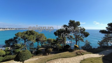 EDEN MAR  2-B - Views across the bay