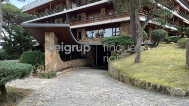 EDEN MAR  2-B - Views across the bay